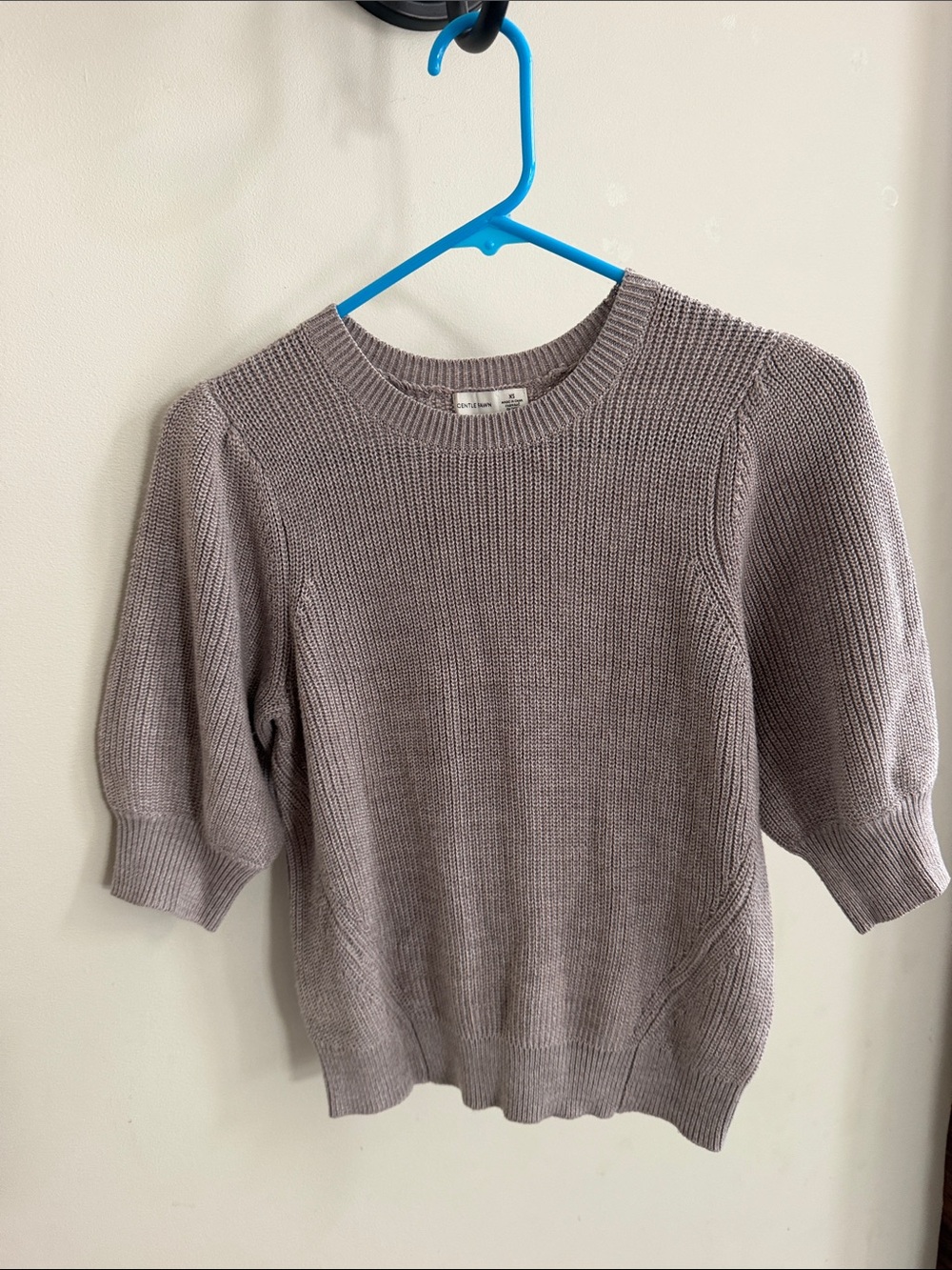 Gentle Fawn Light Gray Puff-Sleeve Crew Sweater